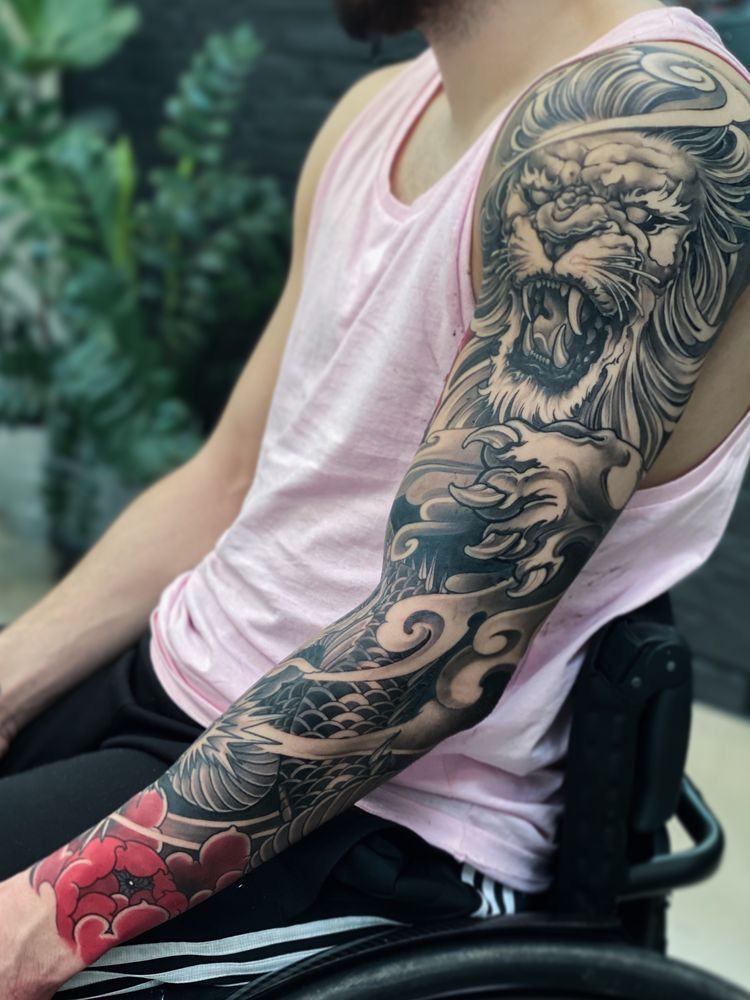men’s full sleeve tattoo